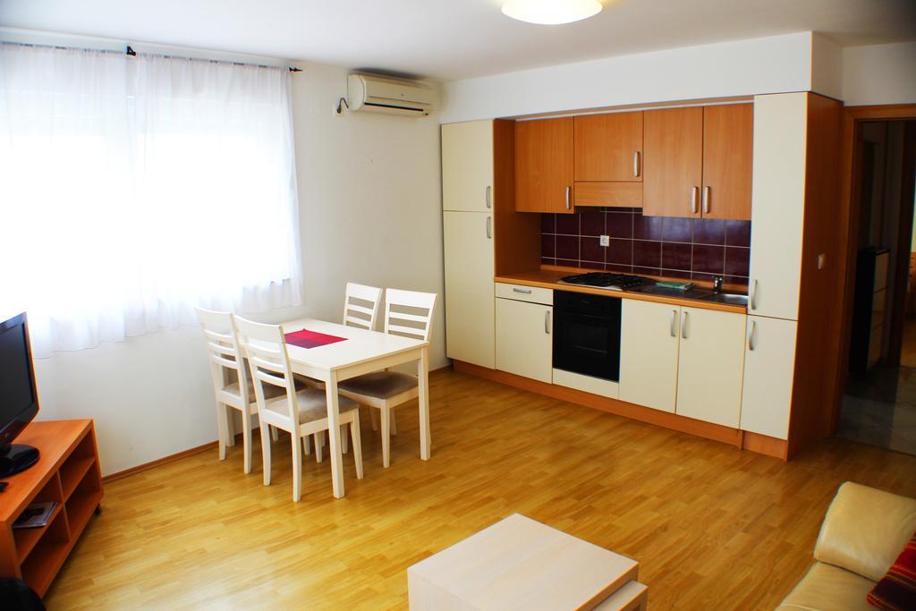 Bokun Apartments III Sisak Exterior photo